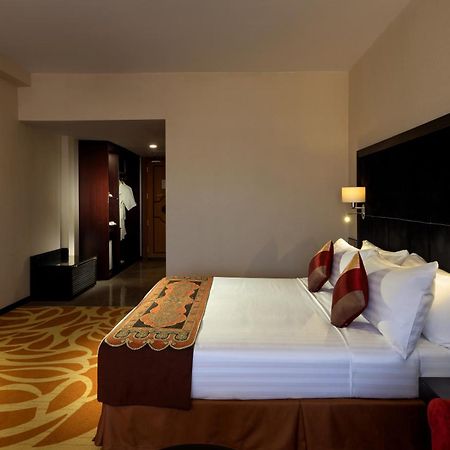 Taw Win Garden Hotel Rangoon Eksteriør billede